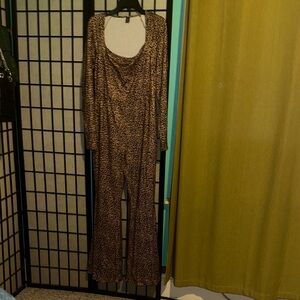 Chic Leopard Print Jumpsuit